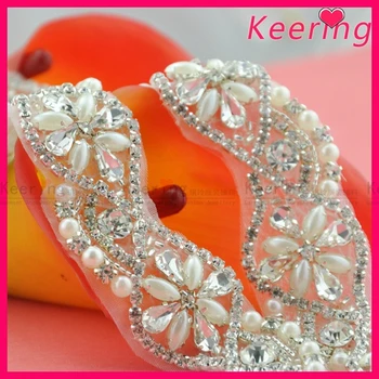 

(1 yard) New Arrival Elegant Design Pearl Crystal Rhinestone Patches for Sale WRA-570