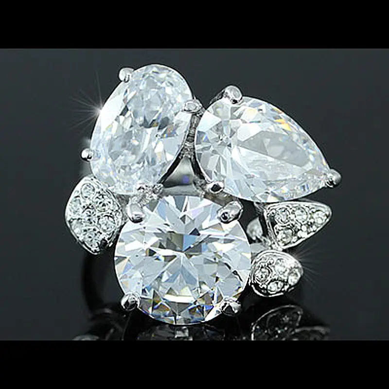 

Peacock Star 12 Carat Ring use Carat Ring use Austrian Crystal - CSR088