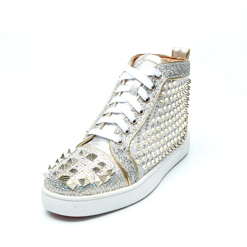 

2019 High Top Men Flats Front Lace Up Men Casual Shoes Stylish Rivets Chaussures Homme Men Sneakers Hot Brand Designer Shoes