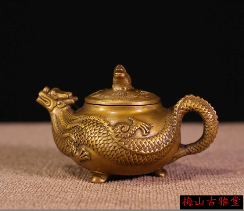 

Chinese Old Copper Statue Panlong wine pot