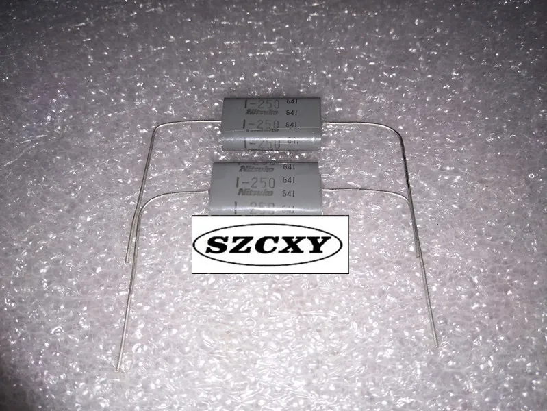 100% NEW 1UF250V 105/250V  Film noninductance 250V1UF Size: 15 * 10.5 * 6MM