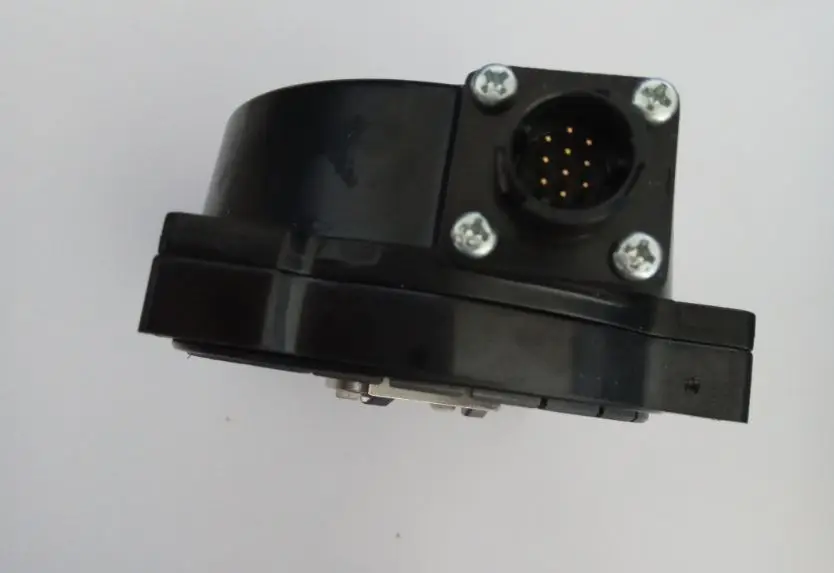 UTTSH-B24RH 1