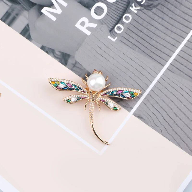 gold dragonfly brooch (6)