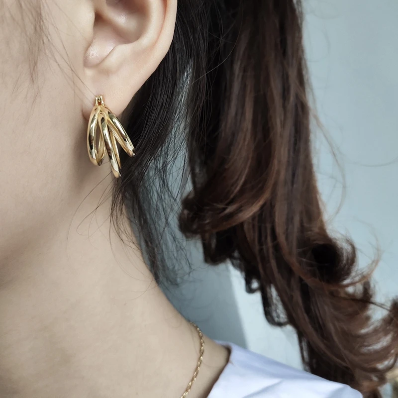 10812663112_2113301229