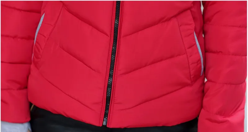 Зимняя женская куртка размера плюс, Женская парка, утолщенная однотонная верхняя одежда, короткие пальто с капюшоном, тонкая Женская Базовая куртка с хлопковой подкладкой ZF9189