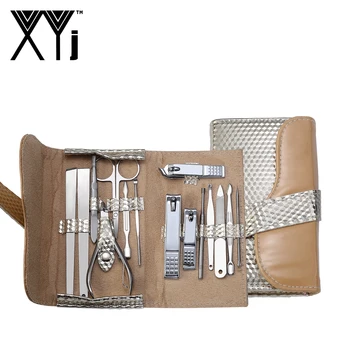 

XYj 15 in 1 Nail Clipper Kit Multi-functional Manicure Tools Pedicure Kit Manicure Set with Travel Easy to Carry For Home Office