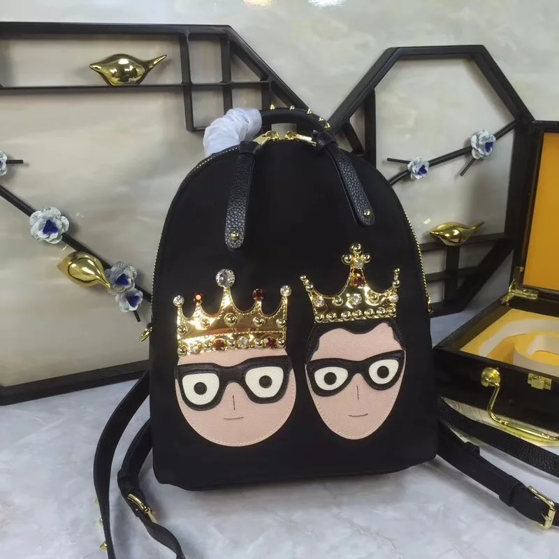 

WW06407BH Fashionable Luxury Backpack Simple Portable Folding Europe Designer Backpack Famous Brand Runway Luggage Bag