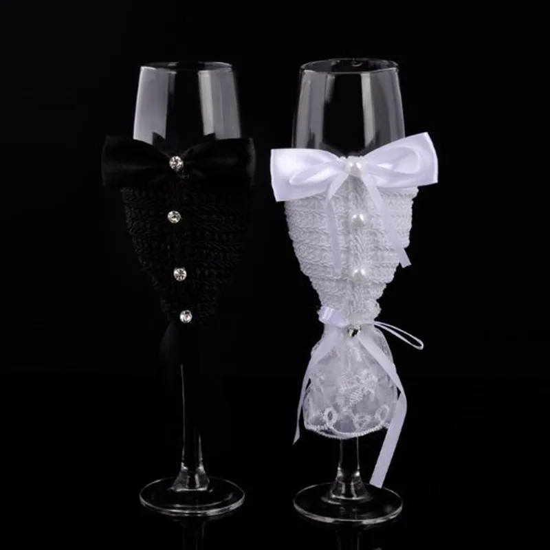 Черные и белые свадебные бокалы, бокалы для шампанского, набор ножей для торта, Свадебный декор, свадебные сувениры - Цвет: 1 pair cup