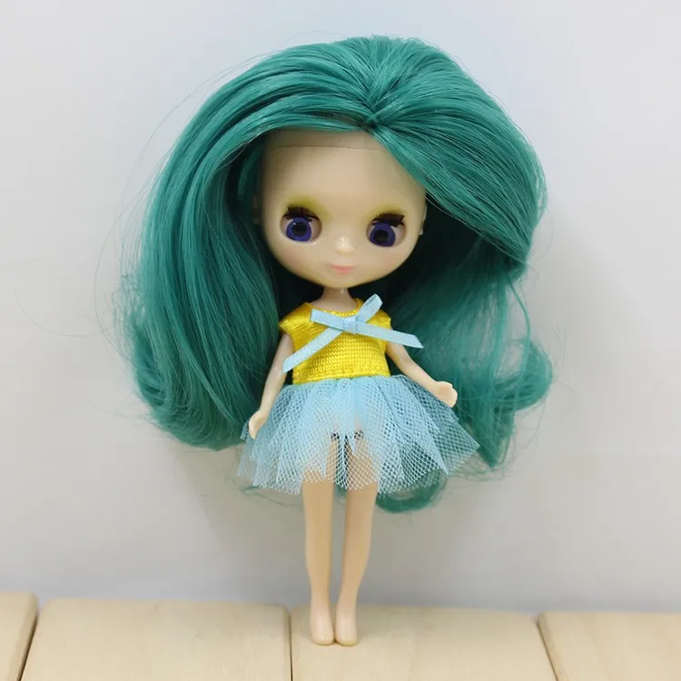 Petite Blythe Doll Dress 7