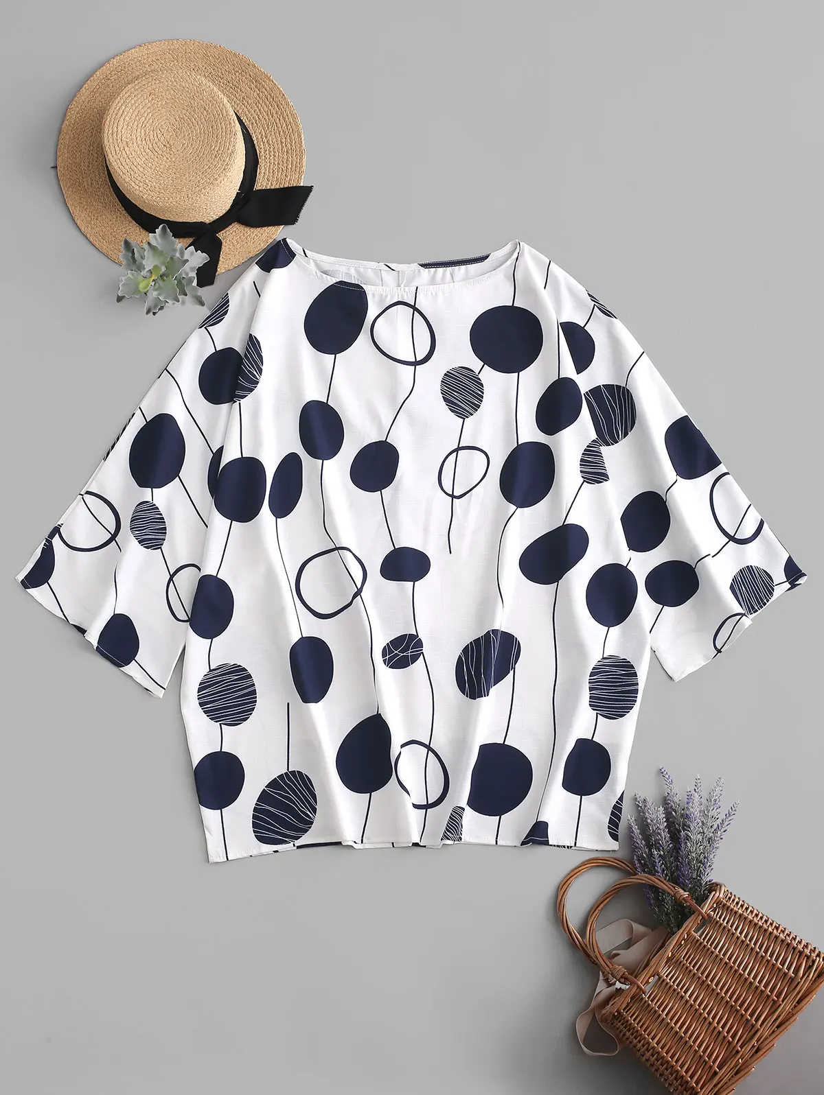 

Rosegal Plus Size Batwing Sleeve Printed Blouse Polka Dot Three Quarter Women Summer Blouses Aesthetic Streetwear Tops 5XL 2019