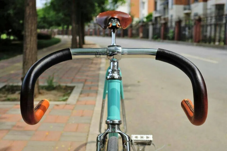 Discount Fixed Gear bike Track Single speed Bike fixie bike 700C vintage road bicycle Chrome molybdenum Steel bike frame 54cm 56cm 58cm 2