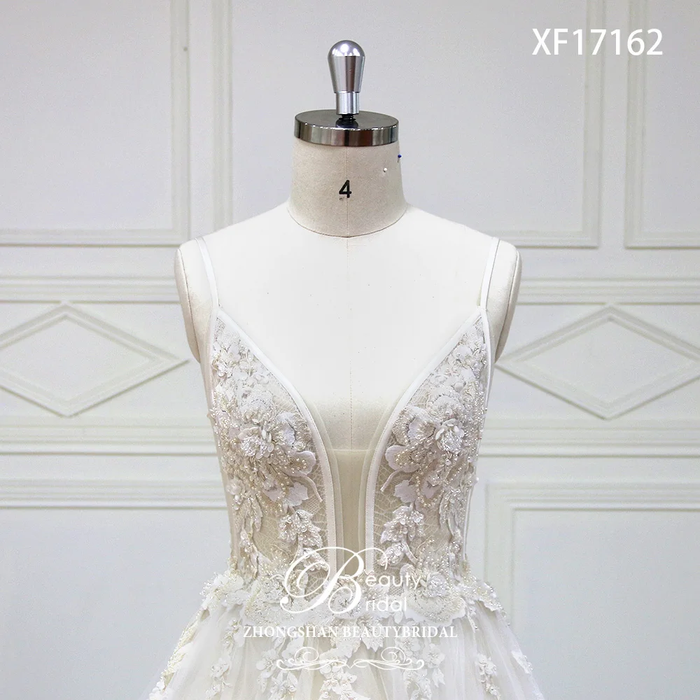 Wedding Dresses V-Neck Court Train Lace Applique Crystal Beading Bride Dress Gowns Vestidos De Novia XF17162 Wedding Dresses V-Neck Court Train Lace Applique Crystal Beading Bride Dress Gowns Vestidos De Novia XF17162