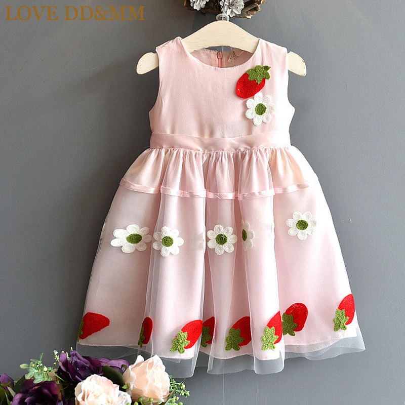

LOVE DD&MM Girls Dresses 2019 Spring New Kid's Clothing Girls Sweet Strawberry Flowers Labeling Sleeveless Mesh Stitching Dress