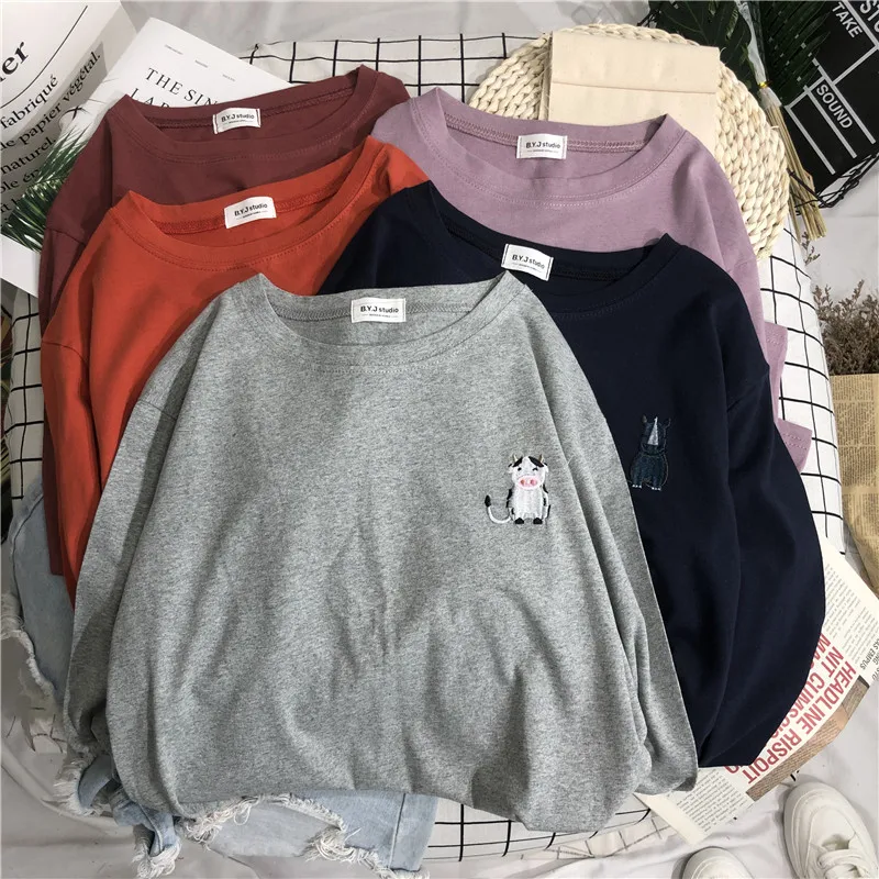 

2019 Summer And Autumn New Women Korea Style Cotton Animal Embroidery Round Neck Oversize Basic Style Ulzzang Female Casual Tees