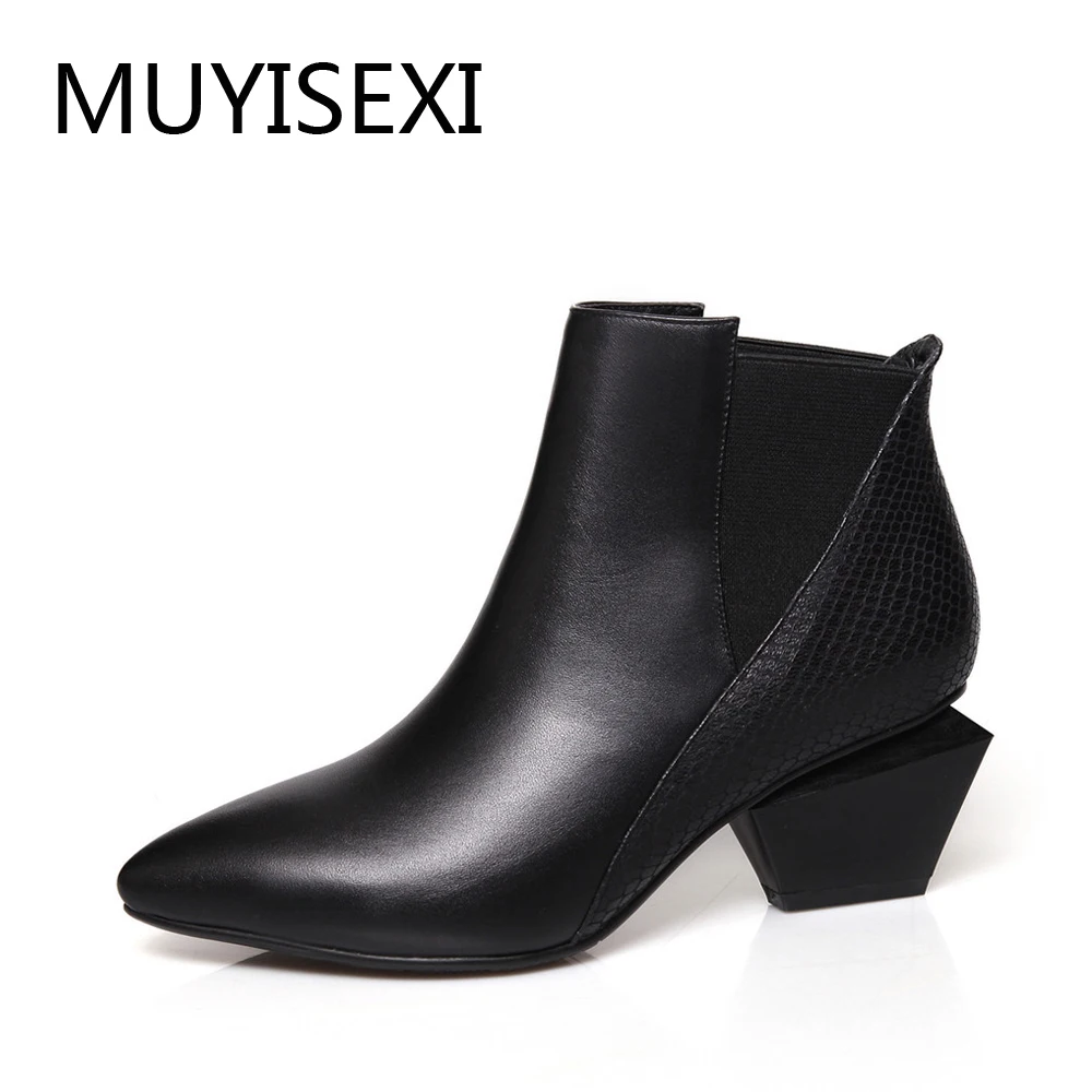 

Chunky Heels Boots Autumn Ankle Boots for Women Genuine Leather Mixed Color Pointed Toe irregular Square Heels X019 MUYISEXI