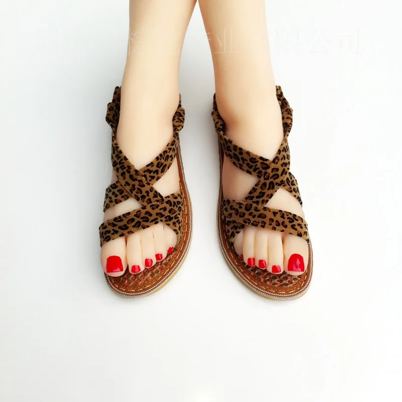 female palm sandals