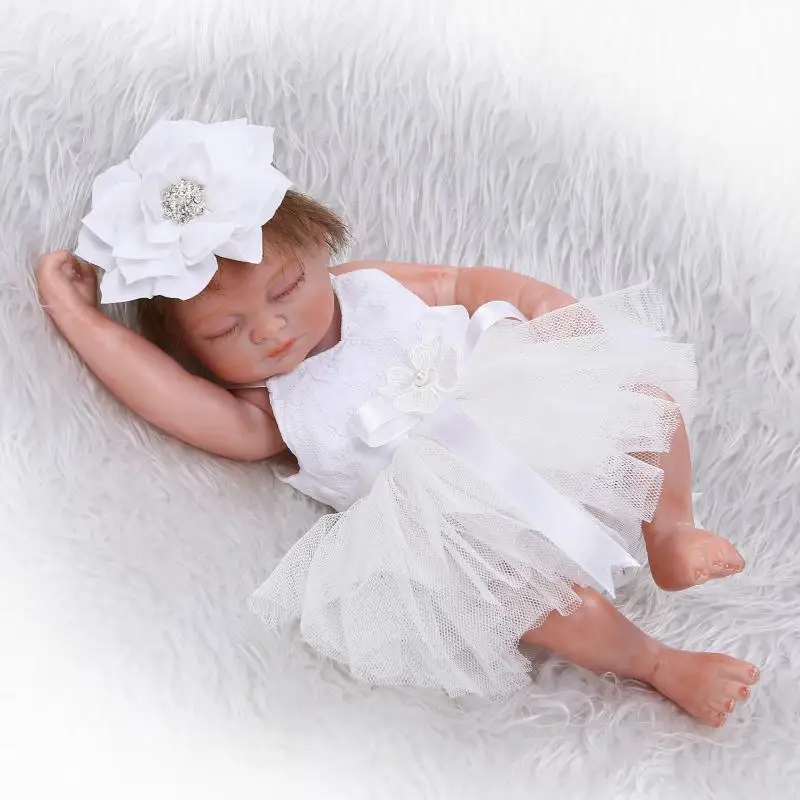 NPK 55 см черный кожаный силикон Reborn Baby Doll Игрушки для девочек Bonecas кудри новорожденных принцессы Bebe живые Младенцы подарок купаться