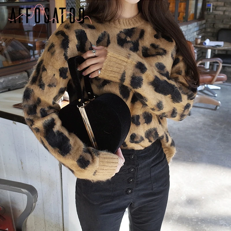 

Affogatoo Sexy leopard o neck knitted pullover sweater female Warm soft autumn jumper women Casual loose sweater streetwear 2018