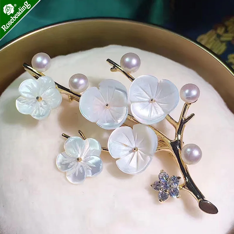 White Mother of Pearl Flower Carved Shell Natural shell charm Flat Back ...