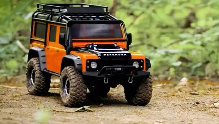 1/10 масштаб внедорожника Cralwer грузовик Defender D110 Rove Land araxxas TRX4 RTR пульт дистанционного управления Автомобили - Цвет: red