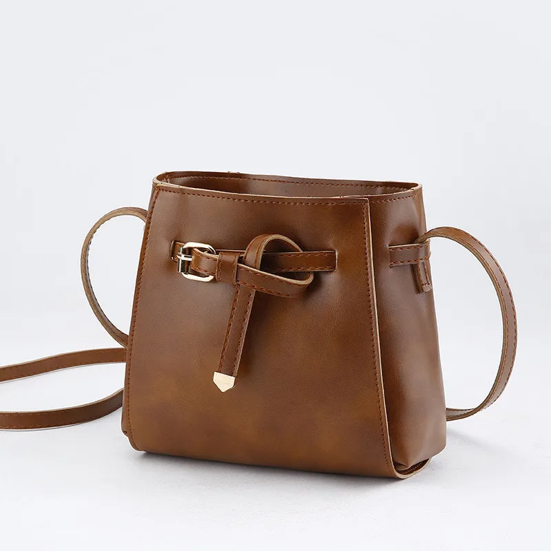 

2018 Spring Fashion Designer Handbags Clutch Bag Ladies Messenger Bags New Korean Version The Small Square Retro Shoulder Bag