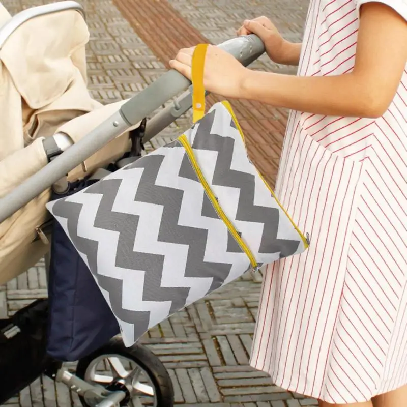 

Baby Diaper Dry-wet Bag Double-layer Waterproof Reusable Diaper Bag Washable Compact Stripe Print Diaper Receipt Cart Accessorie