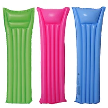 Открытый плавательный круг из спальная кровать плавательный бассейн плавающая кровать надувной матрас надувной пляжный надувной матрац поплавок крупного плана