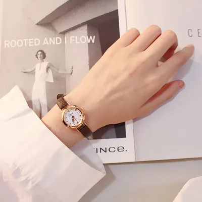 

Fashion models 2019 new trend small fresh watch quartz watch large and luxurious