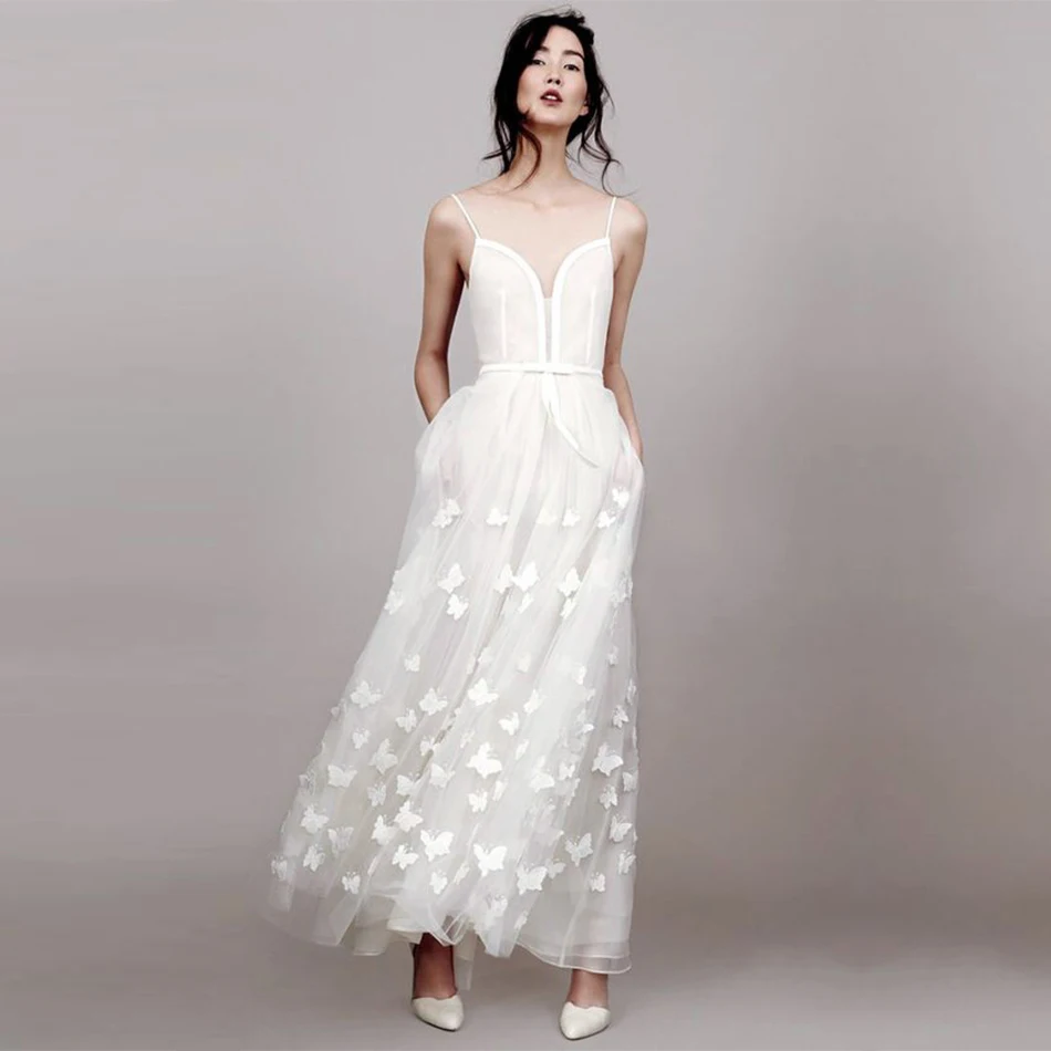 

Seamyla New Elegant Celebrity Evening Party Dress Women White Club Vestidos Summer Spaghetti Strap Mesh Lace Runway Dress 2019