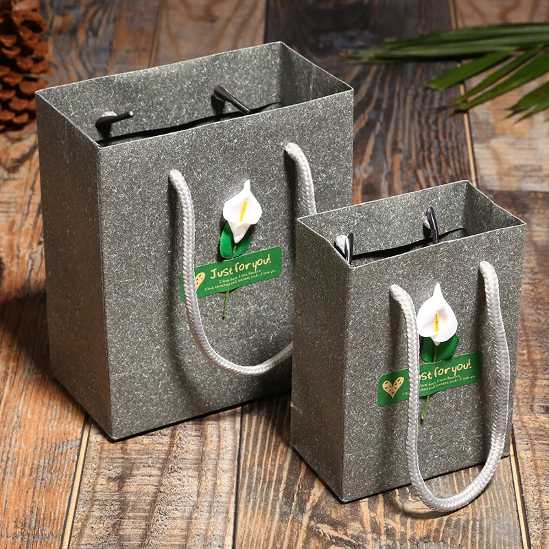 

30 Pcs Kraft Paper Gift Bag Simplicity Design Handle/Shopping Bags/Christmas Grey Packing Bag Excellent Quality 12X14X6cm