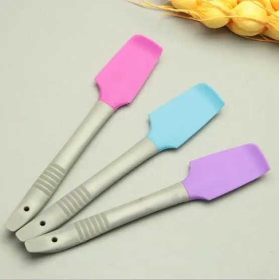 

1PC Silicone Cream Butter Cake Spatula Mixing Batter Scraper Brush Butter Mixer Cake Brushes Baking Tool Kitchenware NE 008