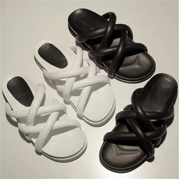 

Narrow Band Beach Slippers Woman New Summer Flatform Slip on Flat Shoes Women Thick Sole Sandals Outside Slides Zapatos Mujer