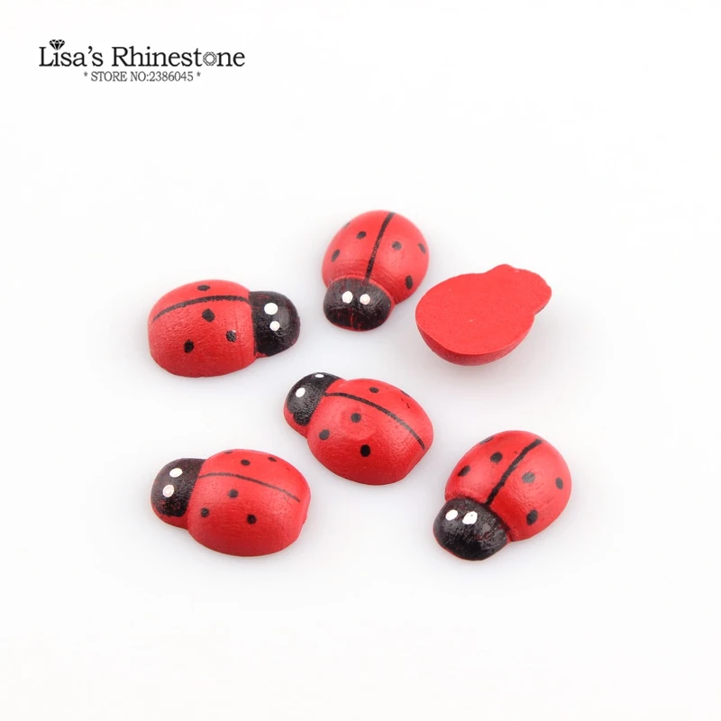 

Fashion Red Wooden Ladybird Ladybug Wooden Buttons Cabochons Flatback For DIY Craft Home Party Holiday Decoration