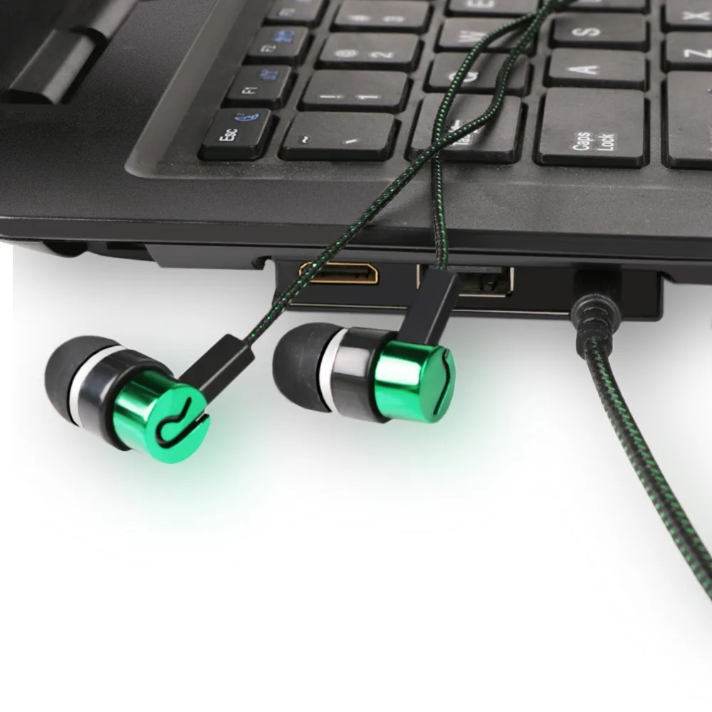 272505_no-logo_272505-5-12