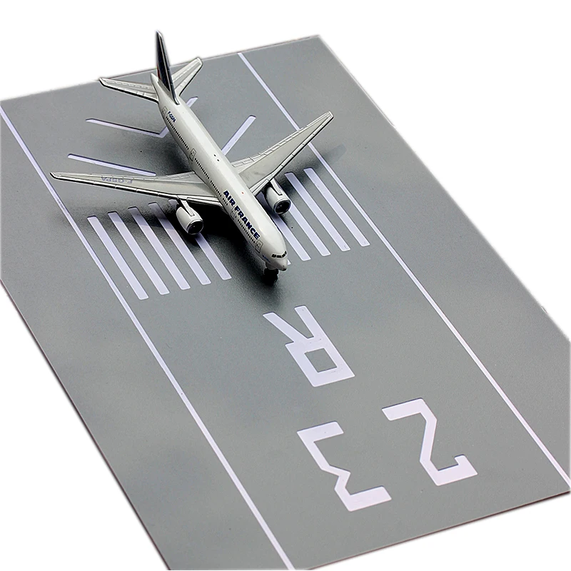 

1:400 Simulated Civil Aircraft 1:500 Aircraft Model Runway Platform Sand Table Background