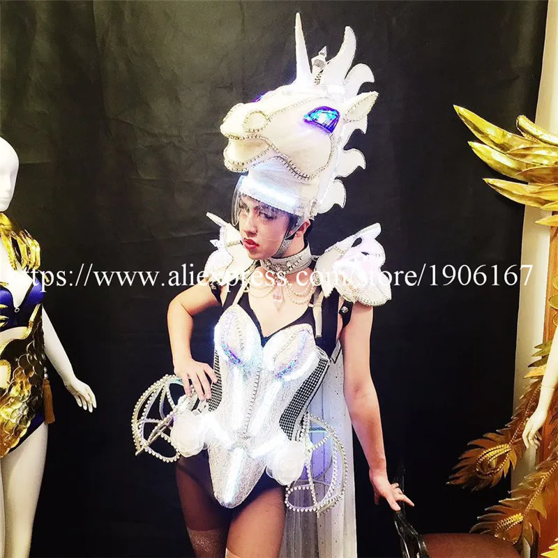 led women costume04