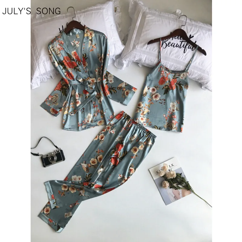 Пижамный комплект JULY'S SONG женский из 3 предметов атласный на бретельках