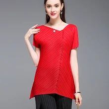 Универсальная Весенняя и летняя плиссированная Женская Однотонная футболка с коротким рукавом и ласточкиным хвостом