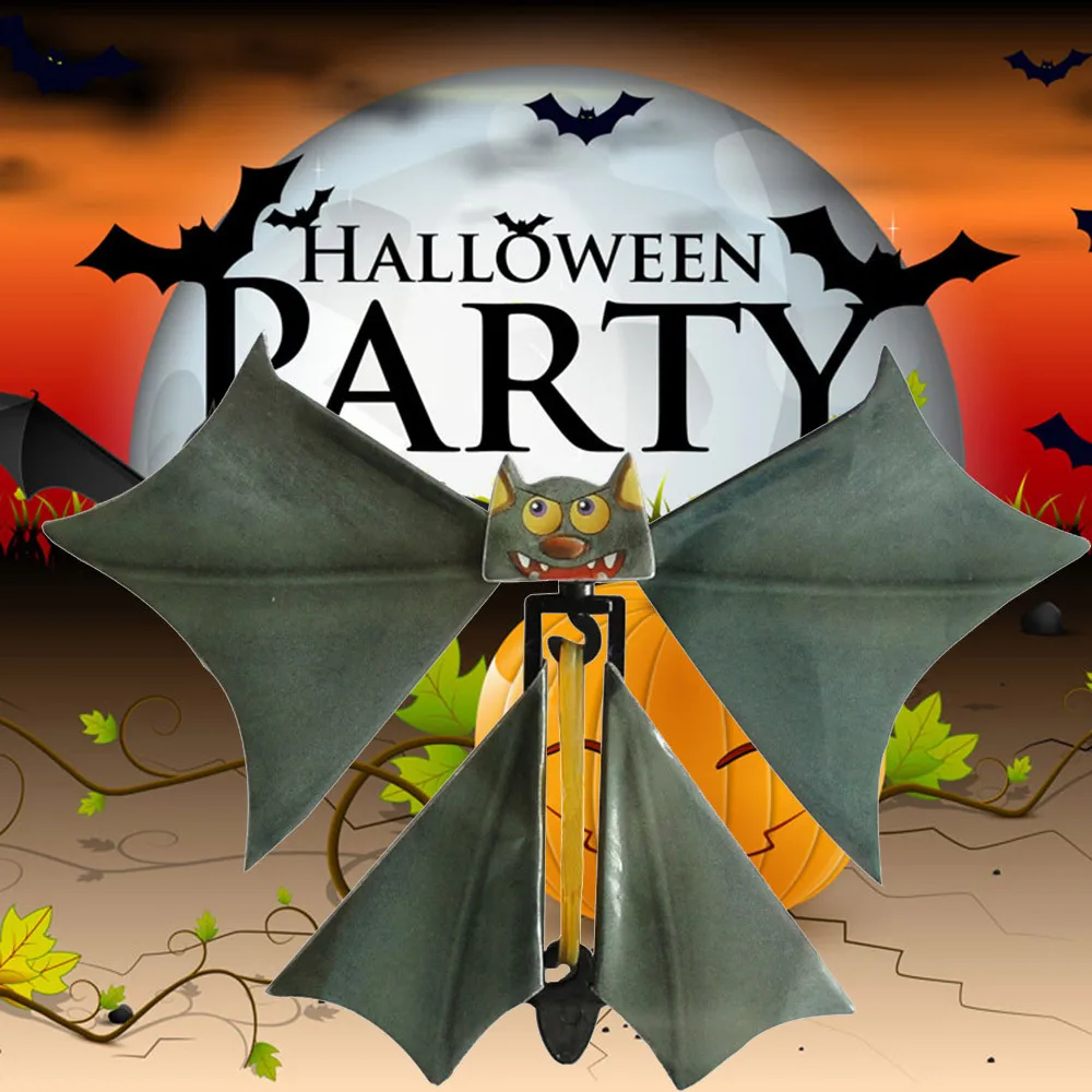 

2018 Halloween Toy Children Adult Magic Flying Bat Flutter Card Prank Flying Paper Bats 2018 Halloween Fun Card toys