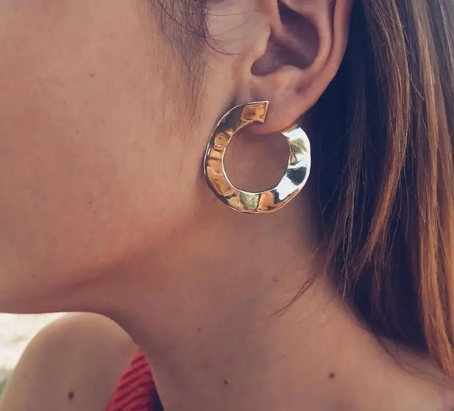 

New fashion jewelry Irregular geometric circles Stud Earrings Fine Jewelry Geometry Brincos Bijoux for women girl