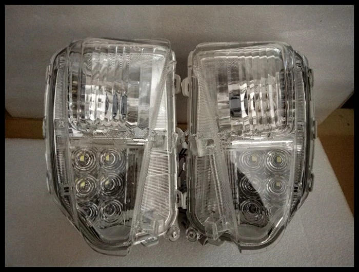 

RQXR Front bumper light Front fog lamp for Toyota Prius 2012