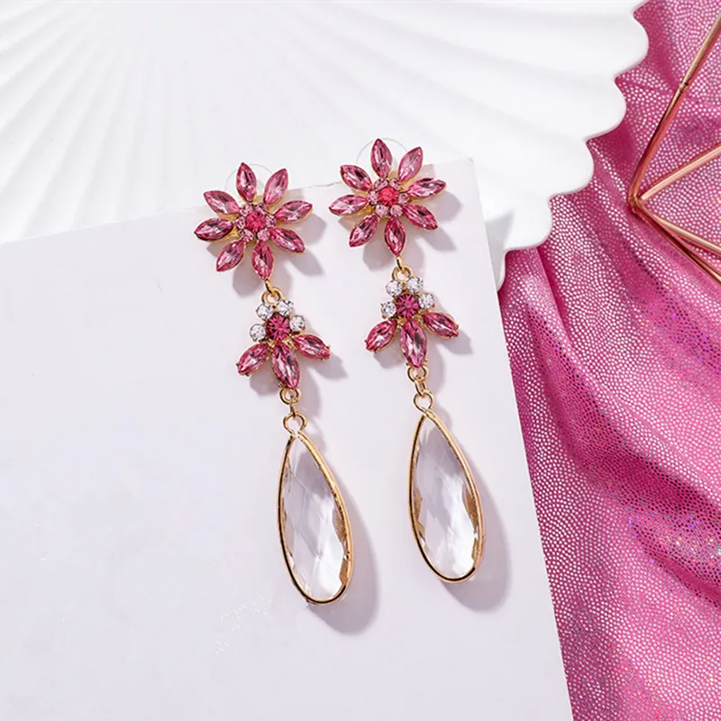 

Korean Temperament Sweet Rhinestone Flower Statement Dangle Earrings For Women Charm Crystal Pendant Jewelry Oorbellen EC1093