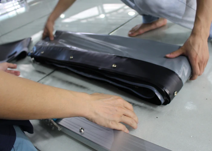 Rear fast fold screen pic 60