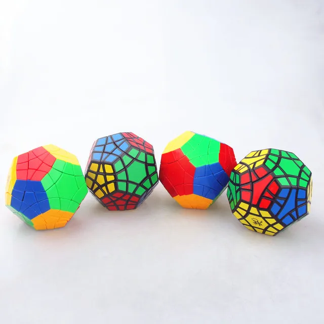 

DaYan 12 axes 16 planes Strange shape Magic Cube 16 axes 16 planes Magico Cubo Professional Competition Cube Educational Toys Ch