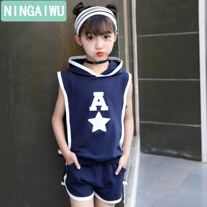 Новый летний костюм для девочек новинка 2017 футболка без рукавов с капюшоном и