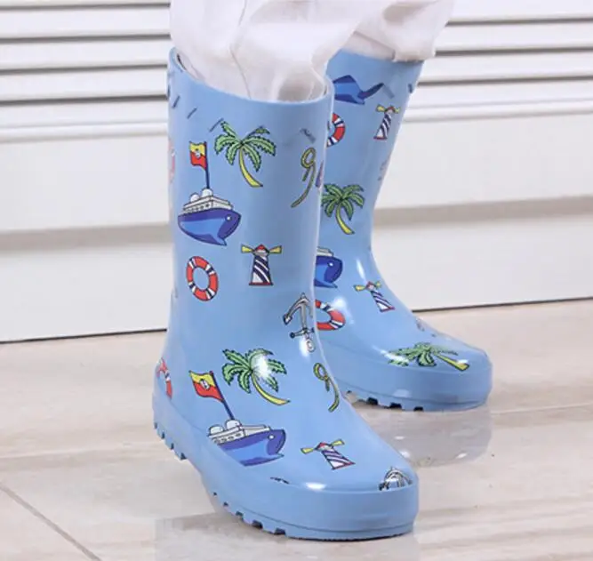 Free shipping Boots Children's shoes Boots Boys rubber shoes Children's