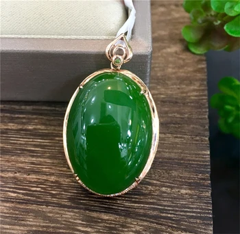 

New genuine 18K gold with diamond inlay Chinese Green Jade pendant necklace