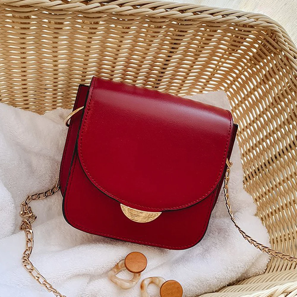 

RoyaDong New Fashion Saddle Bags Women Messenger Bag Design Candy Color Chains Crossbody Bags For Girls Fashion Small Shoulder