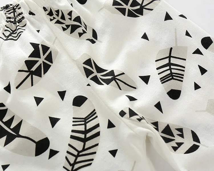 3013132072_2068599042