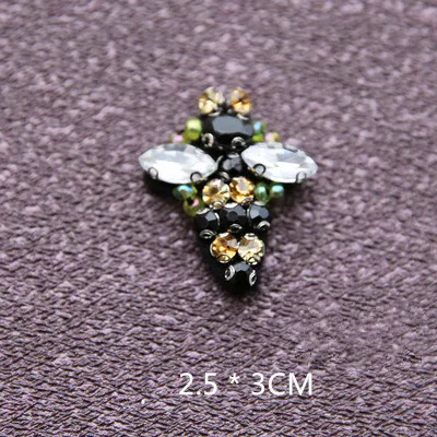 small bee Птица Стрекоза пчела Кристалл бисера Вышивка аппликация Ткань свитер Одежда патч наклейки футболка diy украшения - Цвет: small bee